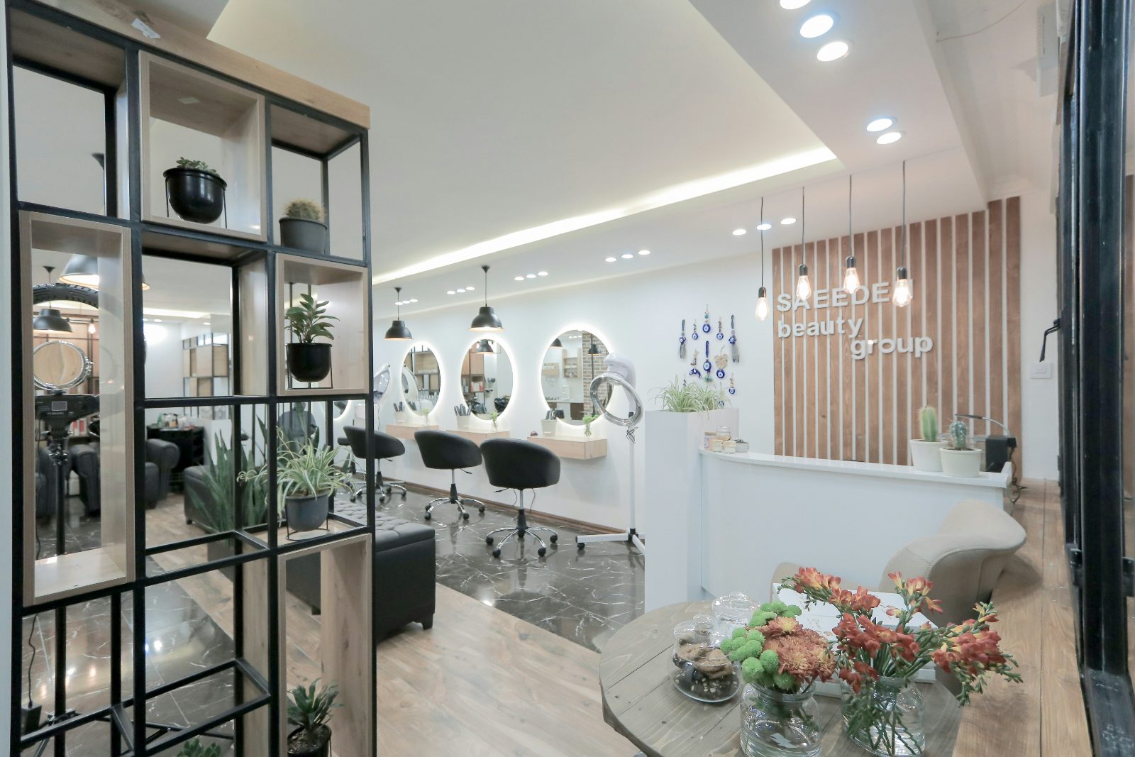 Salon & Spa